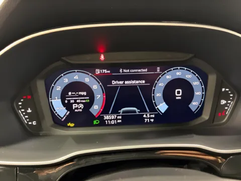 More photos of 2025 Audi Q3 Premium at Countryside Mitsubishi, IL