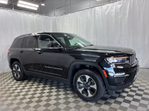Photos of 2024 Jeep Grand Cherokee 4xe for sale in Countryside, IL at Countryside Mitsubishi