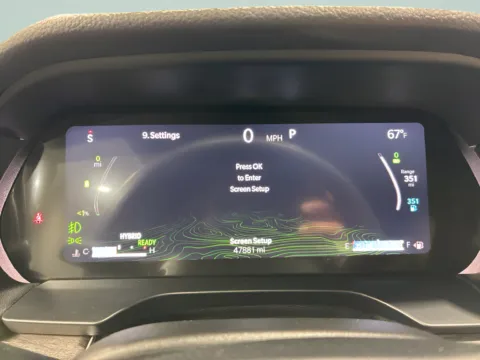 More photos of 2024 Jeep Grand Cherokee 4xe at Countryside Mitsubishi, IL