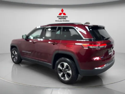 Photos of 2024 Jeep Grand Cherokee 4xe for sale in Countryside, IL at Countryside Mitsubishi