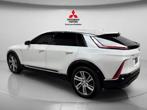More photos of 2024 Cadillac LYRIQ Tech at Countryside Mitsubishi, IL