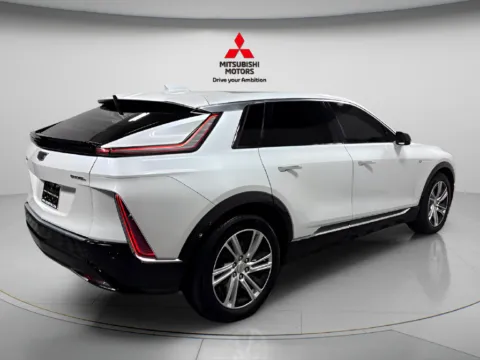 Another view of 2024 Cadillac LYRIQ Tech for sale in Countryside, IL at Countryside Mitsubishi