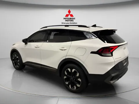 More photos of 2023 Kia Sportage X-Line at Countryside Mitsubishi, IL