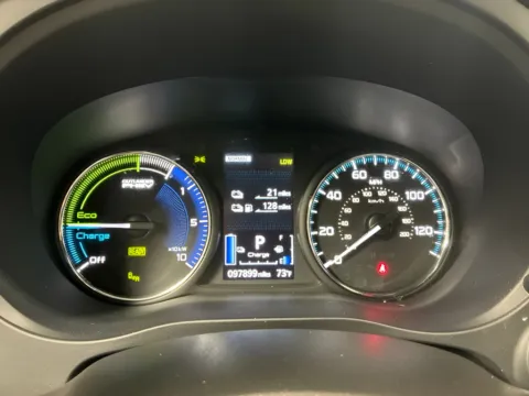 More photos of 2022 Mitsubishi Outlander PHEV SEL at Countryside Mitsubishi, IL