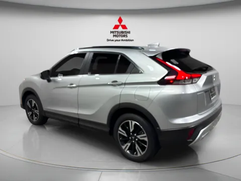 More photos of 2024 Mitsubishi Eclipse Cross SE at Countryside Mitsubishi, IL