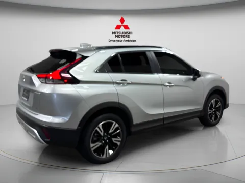 Another view of 2024 Mitsubishi Eclipse Cross SE for sale in Countryside, IL at Countryside Mitsubishi