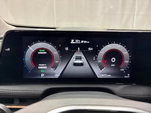 More photos of 2024 Nissan Ariya ENGAGE e-4ORCE at Countryside Mitsubishi, IL