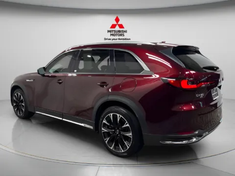 More photos of 2024 Mazda CX-90 PHEV Premium at Countryside Mitsubishi, IL