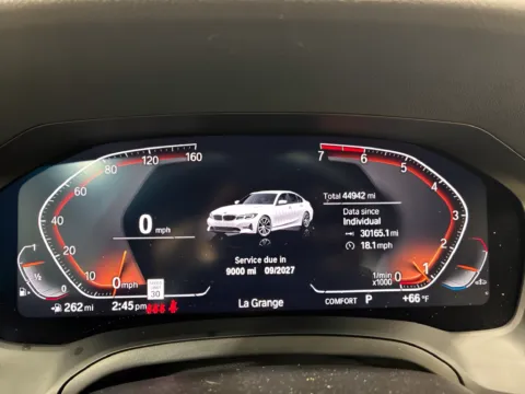 More photos of 2021 BMW 3 Series 330i xDrive at Countryside Mitsubishi, IL