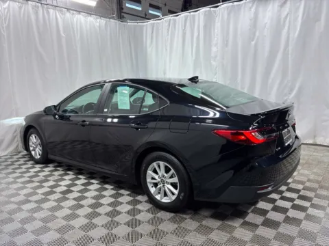 More photos of 2026 Toyota Camry LE at Countryside Mitsubishi, IL