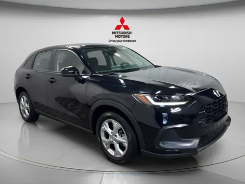 Photos of 2025 Honda HR-V LX for sale in Countryside, IL at Countryside Mitsubishi
