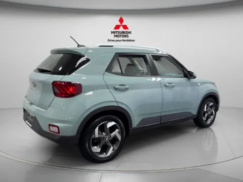 Another view of 2025 Hyundai Venue SEL for sale in Countryside, IL at Countryside Mitsubishi