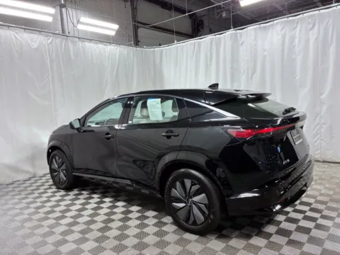 More photos of 2024 Nissan Ariya ENGAGE e-4ORCE at Countryside Mitsubishi, IL