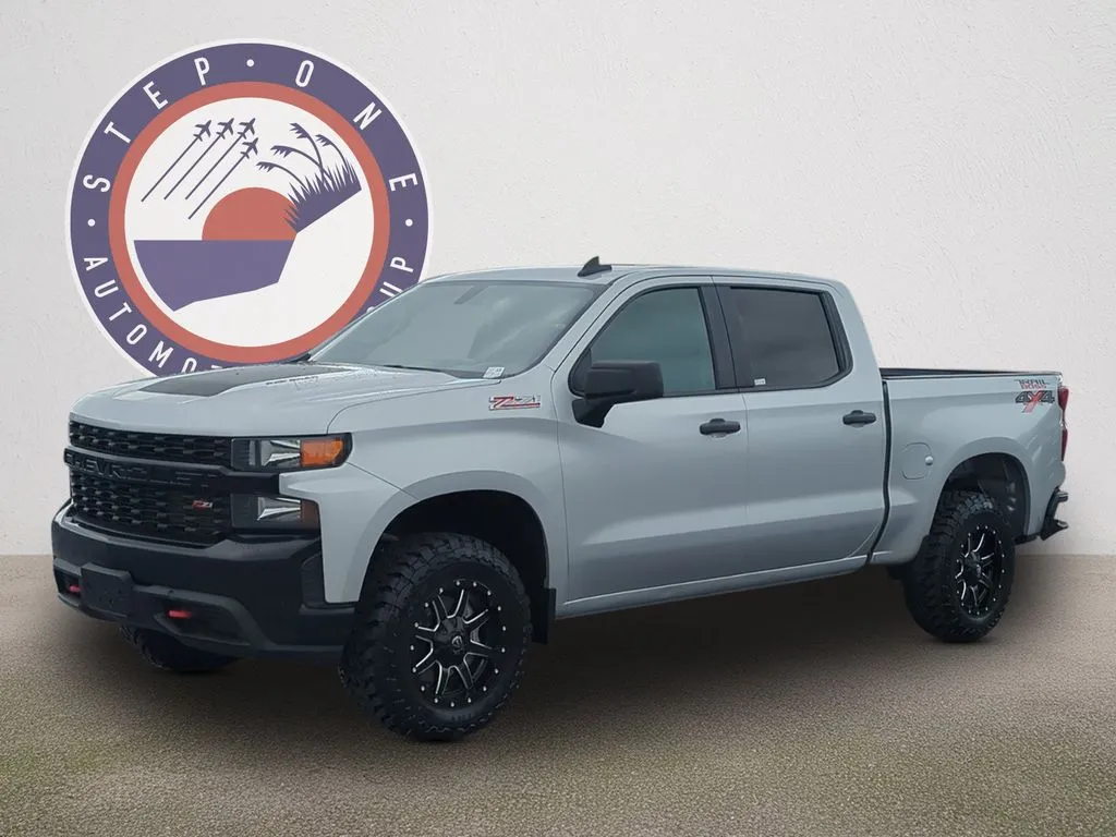 Silver 2021 Chevrolet Silverado 1500 Custom Trail Boss for sale in Fort Walton Beach, FL