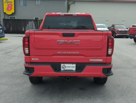 More photos of 2022 GMC Sierra 1500 Elevation at Step One Cadillac Fort Walton Beach, FL