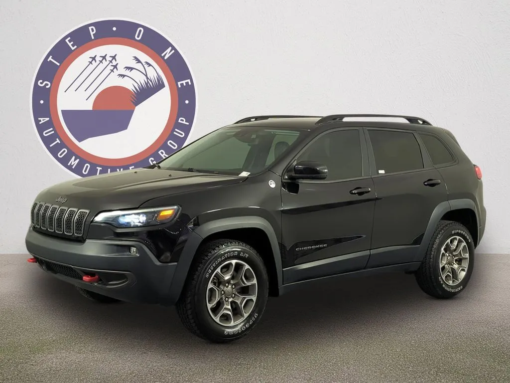 Black 2022 Jeep Cherokee Trailhawk for sale in Fort Walton Beach, FL