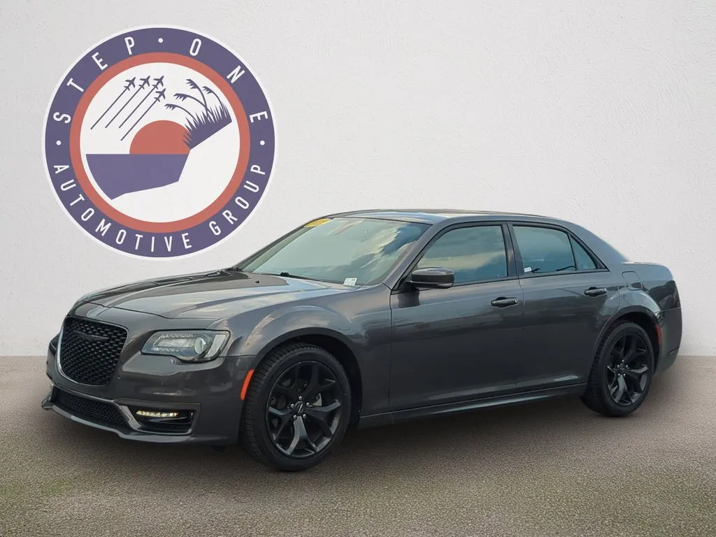 Unknown 2022 Chrysler 300 Touring for sale in Fort Walton Beach, FL