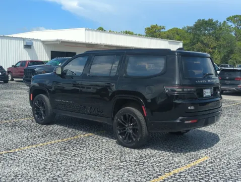 More photos of 2022 Jeep Grand Wagoneer Series II at Step One Cadillac Fort Walton Beach, FL