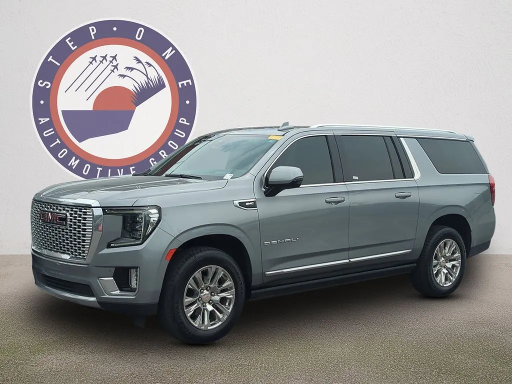 Gray 2023 GMC Yukon XL Denali for sale in Fort Walton Beach, FL