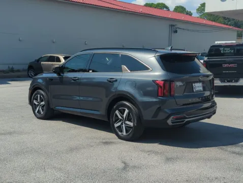More photos of 2021 Kia Sorento S at Step One Cadillac Fort Walton Beach, FL