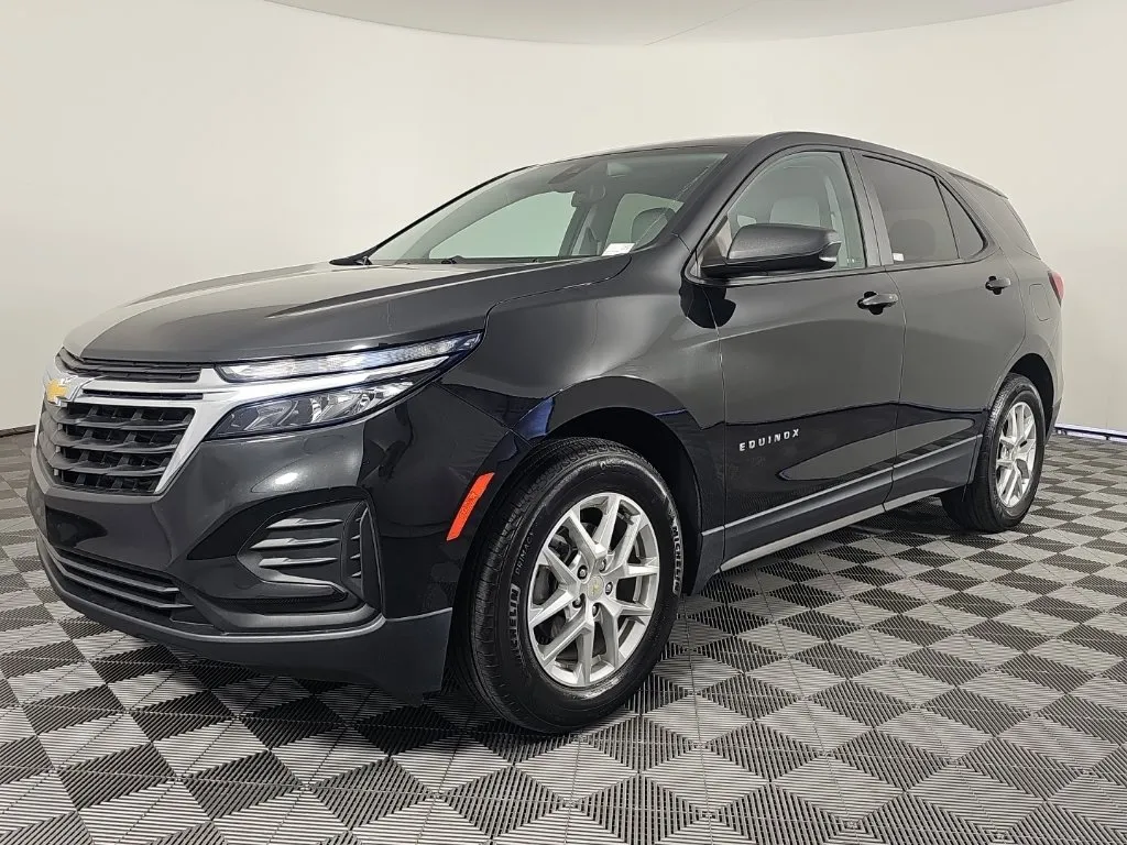 Black 2024 Chevrolet Equinox LS for sale in Fort Walton Beach, FL