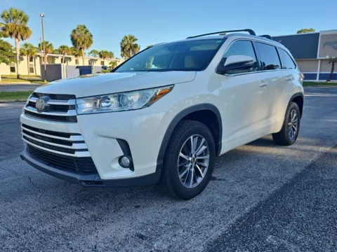 White 2017 Toyota Highlander XLE for sale in Fort Walton Beach, FL