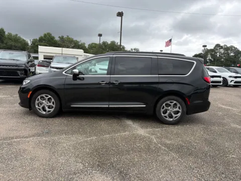 Another view of 2023 Chrysler Pacifica Limited for sale in Crestview, FL at Step One Chrysler Dodge Jeep Ram Fiat Crestview