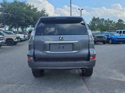 More photos of 2022 Lexus GX 460 at Step One Chrysler Dodge Jeep Ram Fiat Crestview, FL