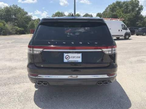 More photos of 2023 Lincoln Aviator Reserve at Step One Chrysler Dodge Jeep Ram Fiat Crestview, FL
