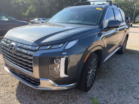 More photos of 2023 Hyundai Palisade Calligraphy at Step One Chrysler Dodge Jeep Ram Fiat Crestview, FL