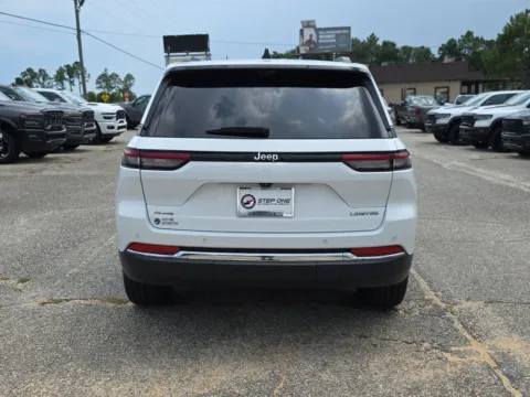 More photos of 2023 Jeep Grand Cherokee Limited at Step One Chrysler Dodge Jeep Ram Fiat Crestview, FL