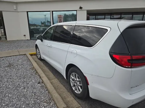 More photos of 2023 Chrysler Pacifica Touring L at Step One Chrysler Dodge Jeep Ram Fiat Crestview, FL