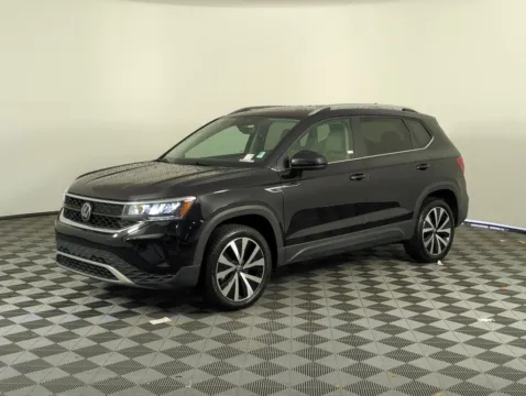 Black 2024 Volkswagen Taos 1.5T SE for sale in Fort Walton Beach, FL