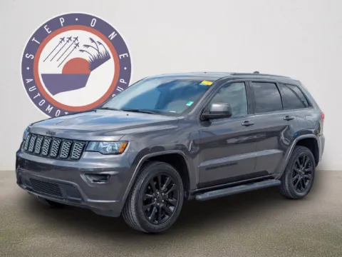 Gray 2019 Jeep Grand Cherokee Altitude for sale in Fort Walton Beach, FL