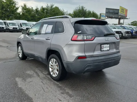 More photos of 2019 Jeep Cherokee Latitude at Step One Ford Crestview, FL