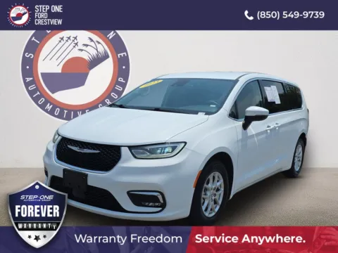 White 2023 Chrysler Pacifica Touring L for sale in Crestview, FL