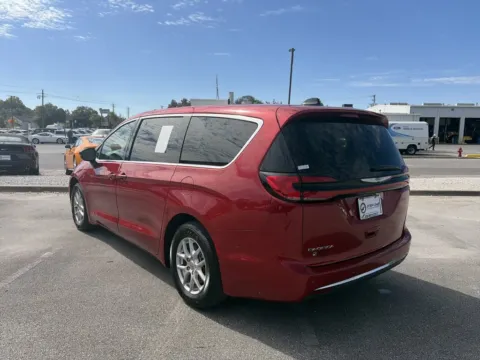 More photos of 2025 Chrysler Pacifica Select at Step One Ford Crestview, FL