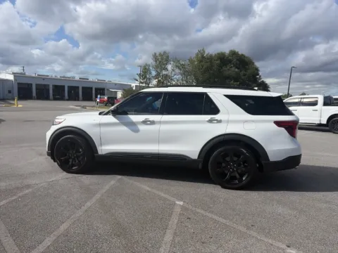 More photos of 2024 Ford Explorer ST-Line at Step One Ford Crestview, FL