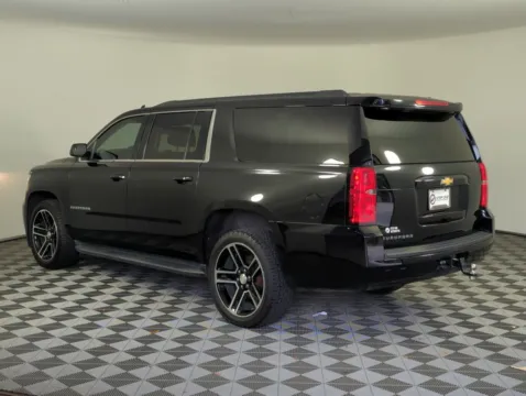 More photos of 2019 Chevrolet Suburban LT at Step One Kia Fort Walton Beach, FL