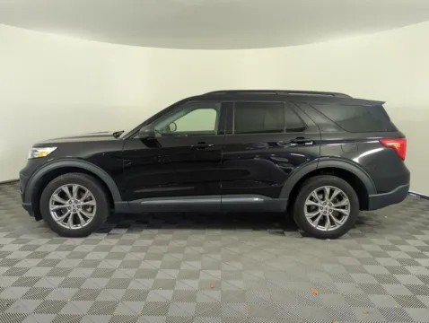 More photos of 2023 Ford Explorer XLT at Step One Kia Fort Walton Beach, FL