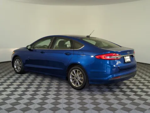 More photos of 2017 Ford Fusion SE at Step One Kia Fort Walton Beach, FL