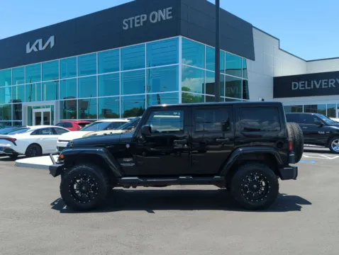 More photos of 2014 Jeep Wrangler Unlimited Sahara at Step One Kia Fort Walton Beach, FL