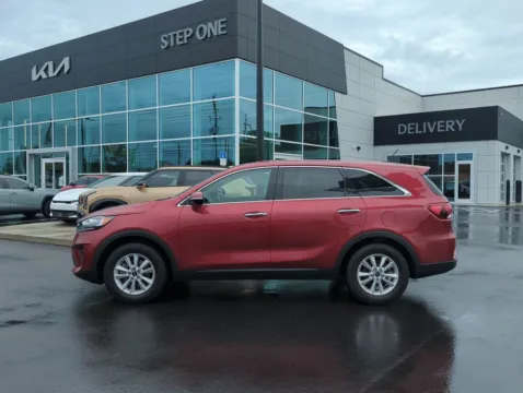 More photos of 2019 Kia Sorento LX at Step One Kia Fort Walton Beach, FL