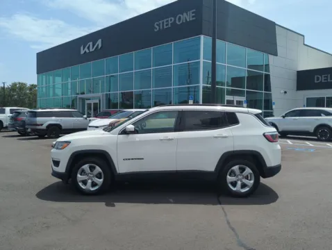 More photos of 2018 Jeep Compass Latitude at Step One Kia Fort Walton Beach, FL