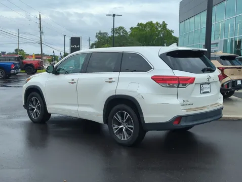 More photos of 2017 Toyota Highlander LE Plus at Step One Kia Fort Walton Beach, FL