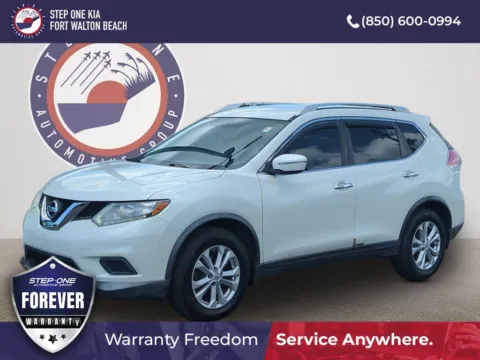 White 2015 Nissan Rogue SV for sale in Fort Walton Beach, FL