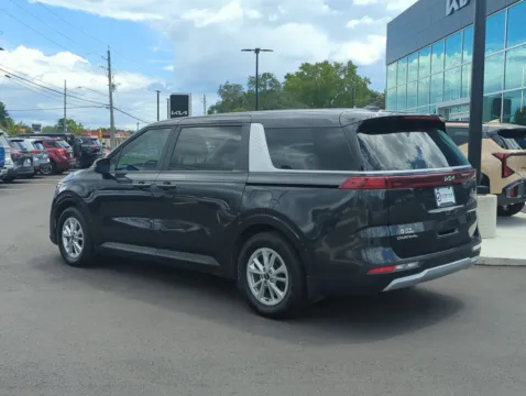 More photos of 2024 Kia Carnival LX at Step One Kia Fort Walton Beach, FL