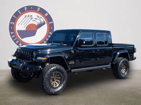 Photos of 2023 Jeep Gladiator Overland for sale in Fort Walton Beach, FL at Step One Kia Fort Walton Beach