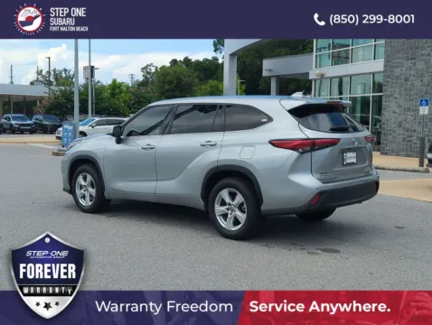 More photos of 2021 Toyota Highlander L at Step One Subaru Fort Walton Beach, FL
