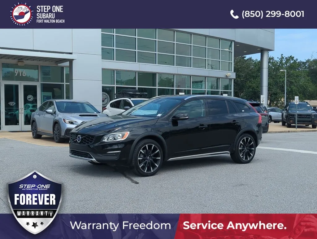 Black 2018 Volvo V60 Cross Country T5 for sale in Fort Walton Beach, FL